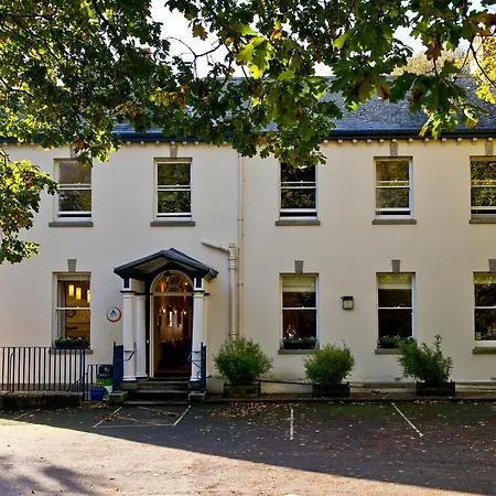 Yha * Penzance